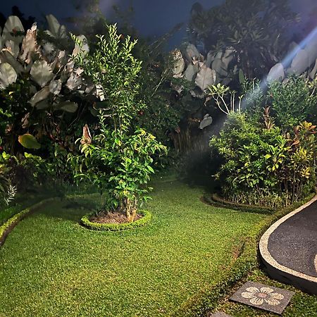 Sari Kembang Villa Ubud 1 Exterior foto