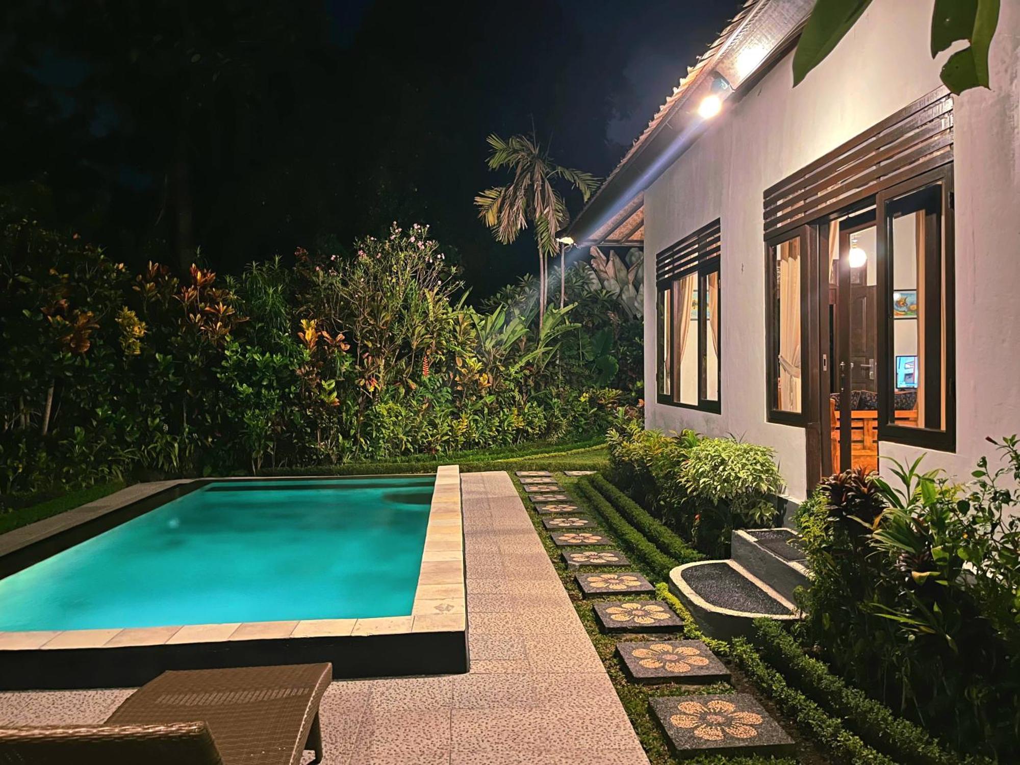 Sari Kembang Villa Ubud 1 Exterior foto