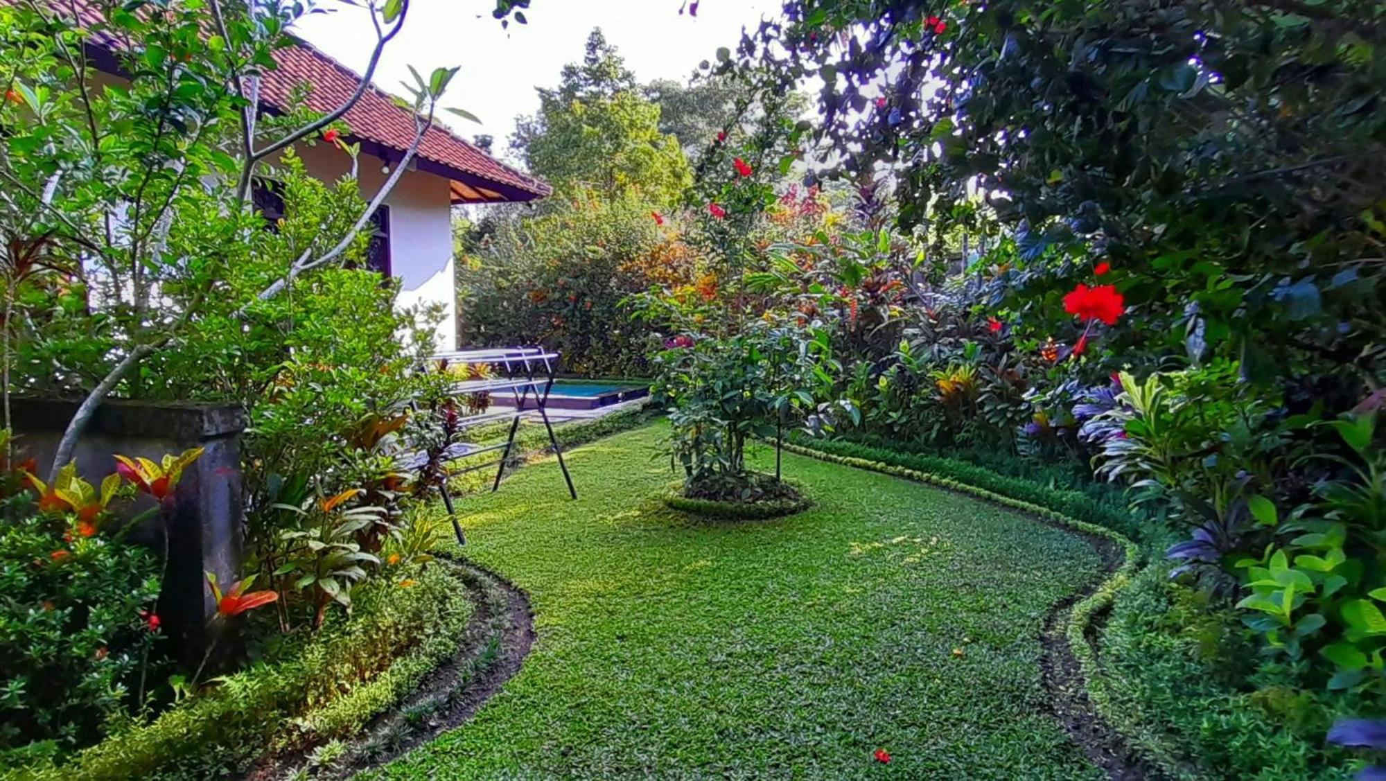 Sari Kembang Villa Ubud 1 Exterior foto